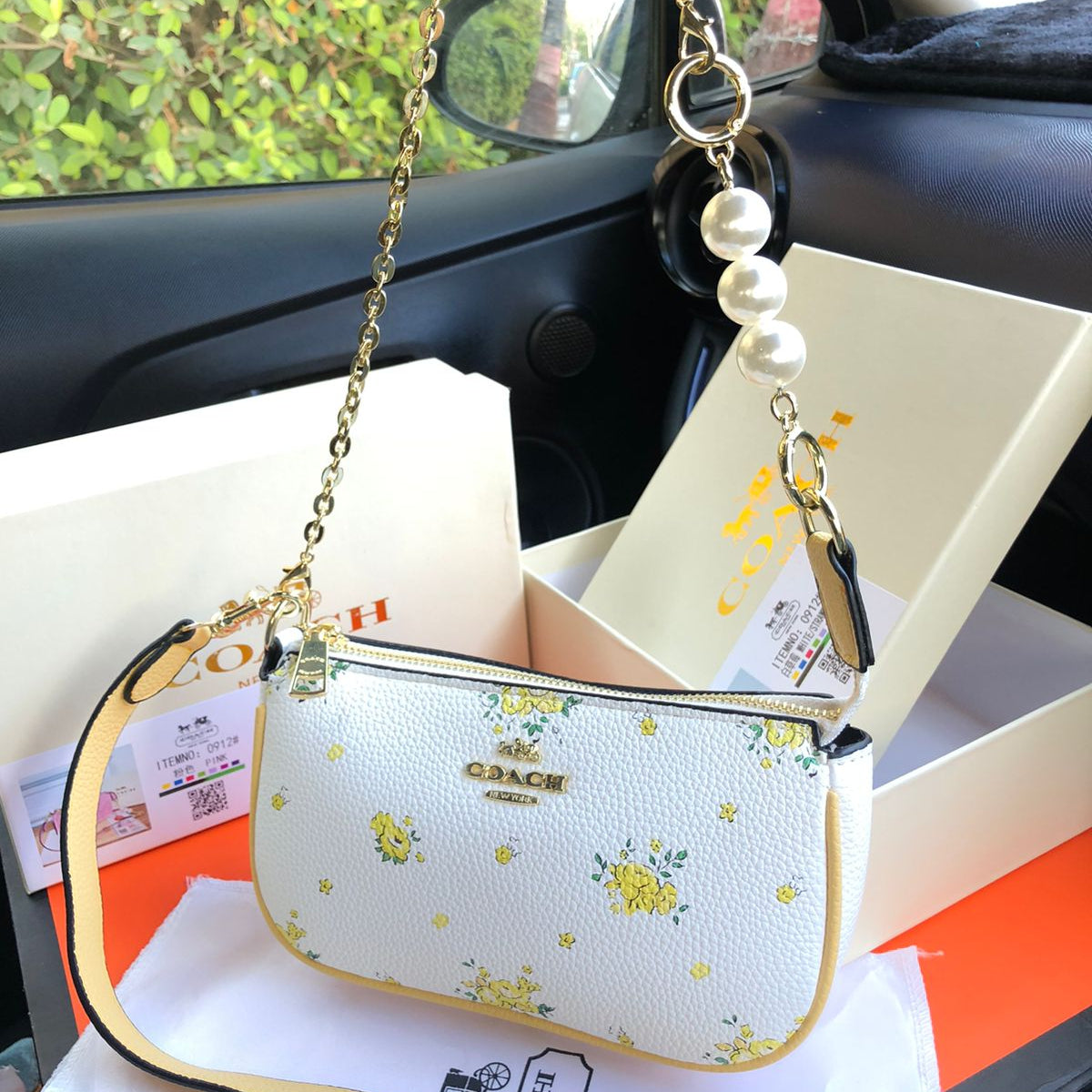 Coach Nolita 19 Signature Canvas