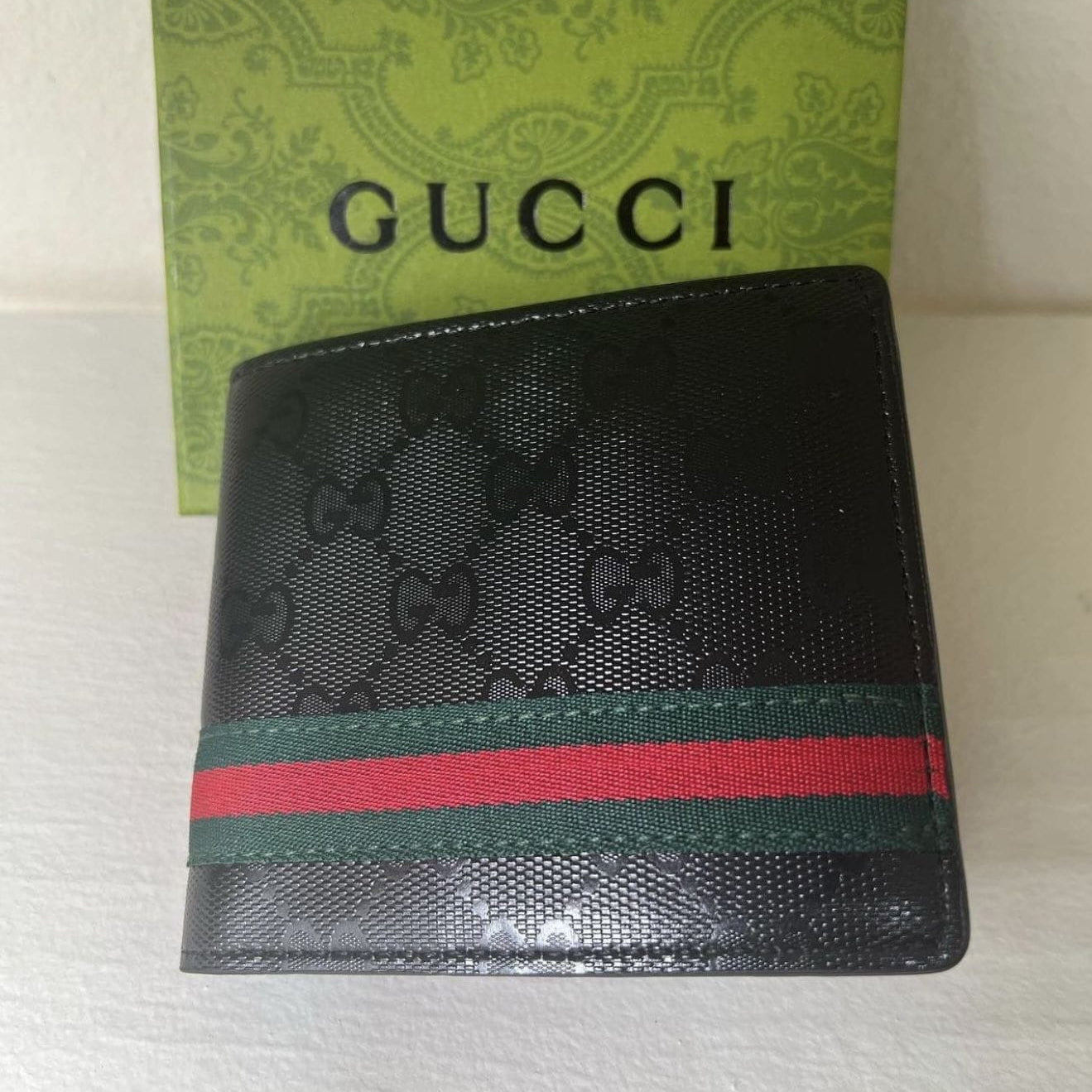Gucci wallet short wallet
